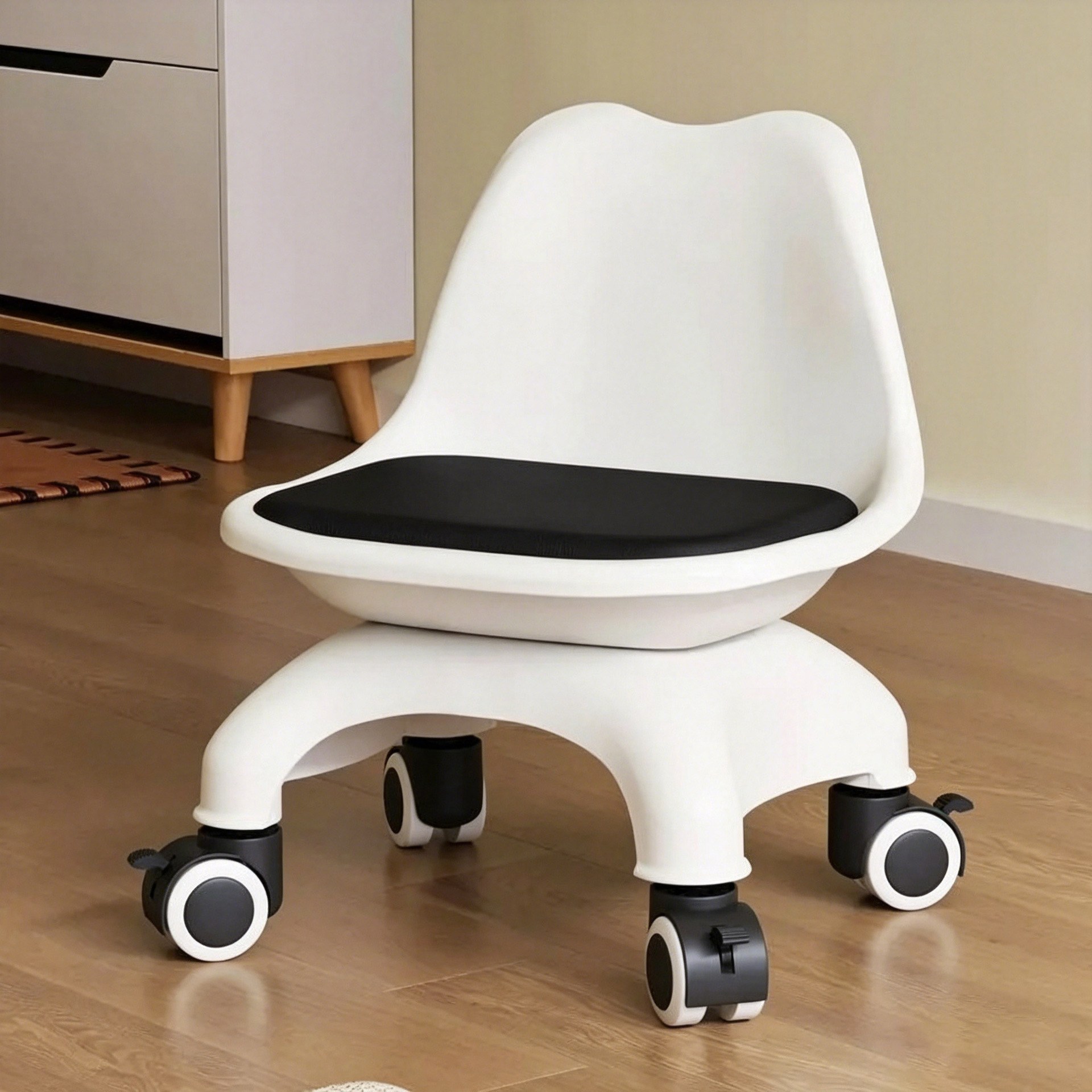 Black and white [silent wheel] factory direct hair