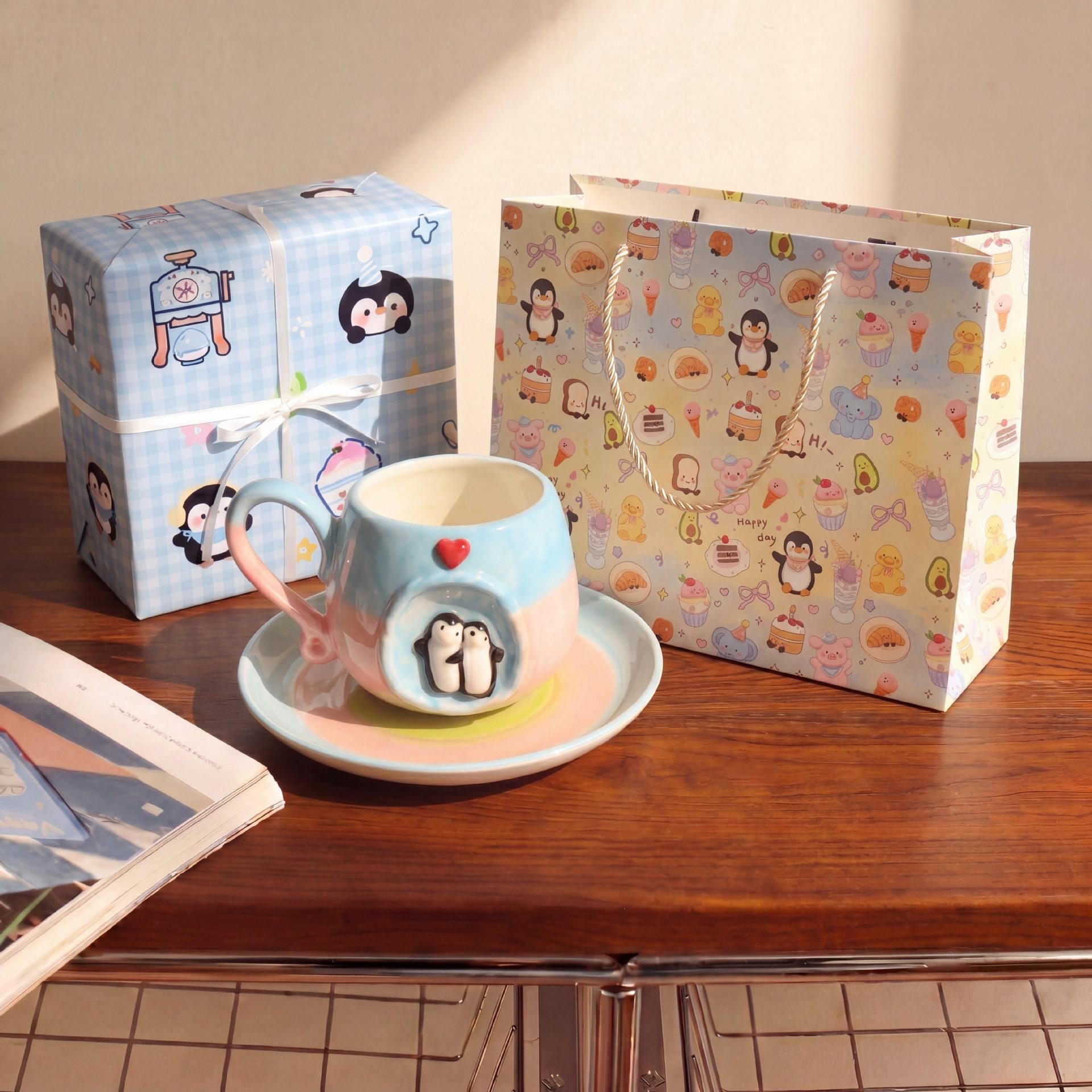 Penguin coffee cup and saucer - gradient powder + ball spoon + handmade gift packaging + gift bag - No specifications