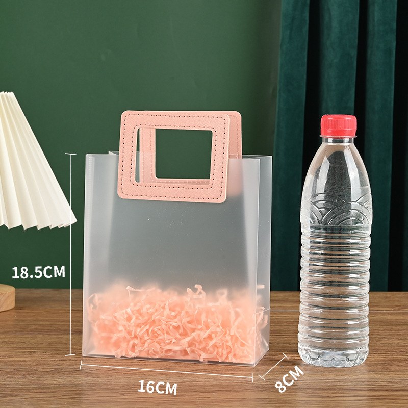 Pink, 16 x 18.5 x 8 cm - Pink 16x18.5x8cm; 16x18.5x8cm small vertical version; square