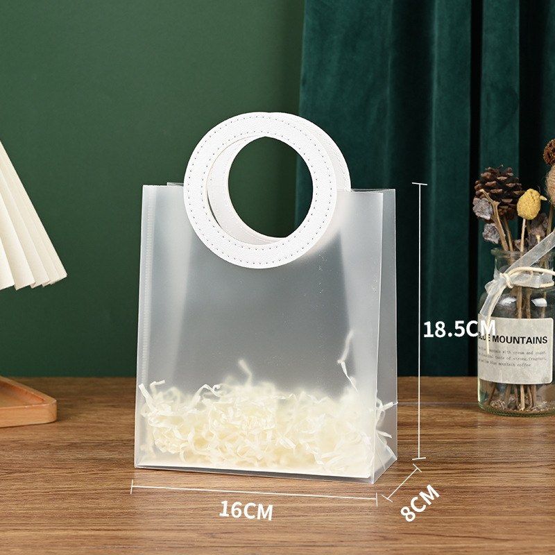 White, 16 x 18.5 x 8 cm (small) - White 16x18.5x8cm small size; 16x18.5x8cm small size vertical version; round