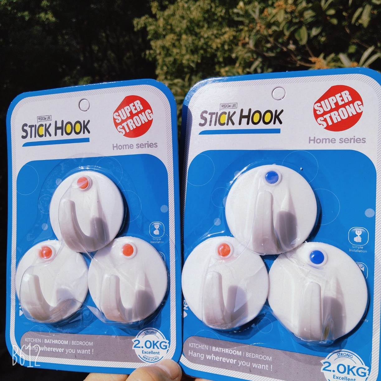 Round pack of 3 - Adhesive hook3