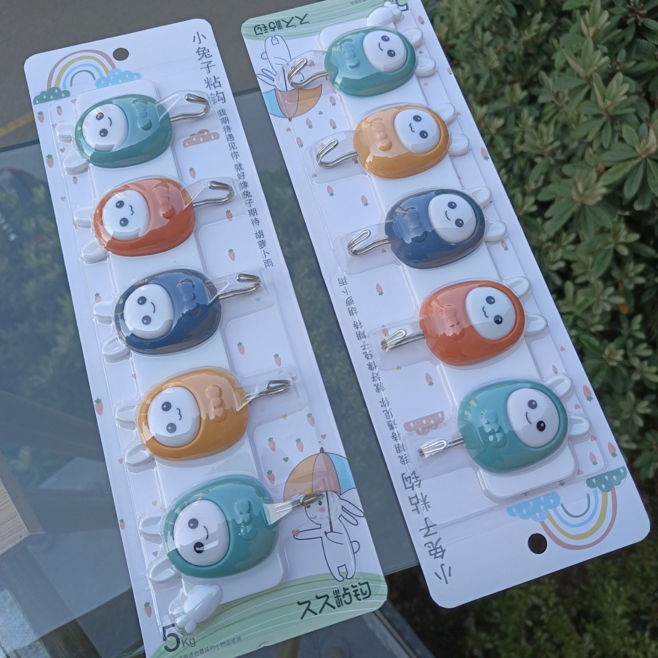 2100 jiujiu little rabbit 5 sticky hooks in a row - Adhesive hook3