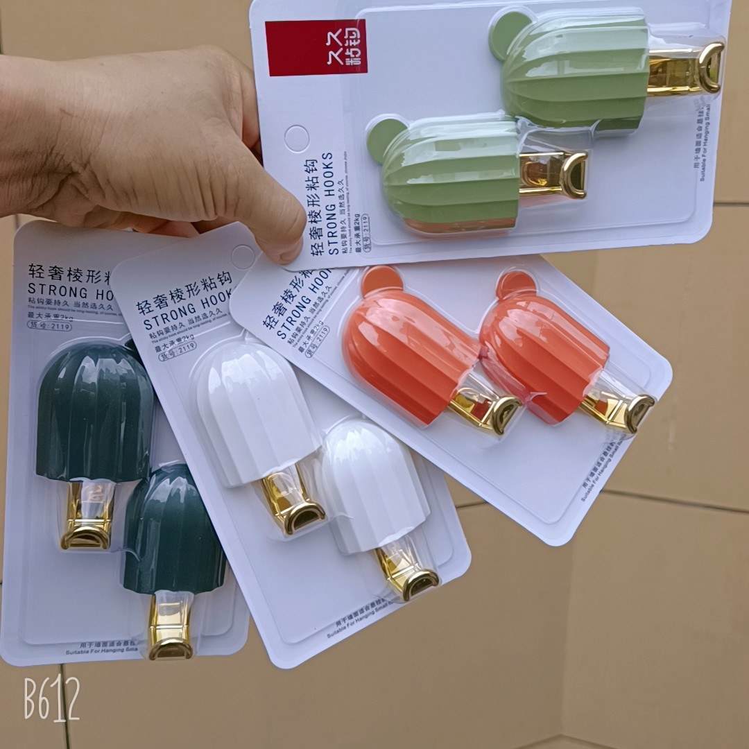 -2119 light luxury prismatic sticky hook 50*40.5*50 box 1 160 - Adhesive hook3