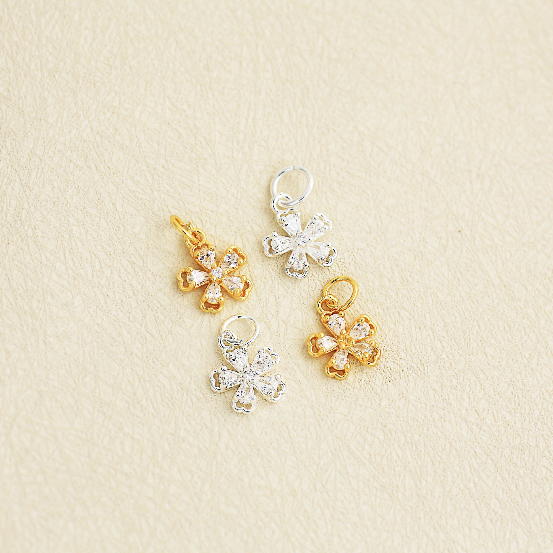 Thick silver electroplating color retention [hanging circle zircon peach blossom pendant] c002